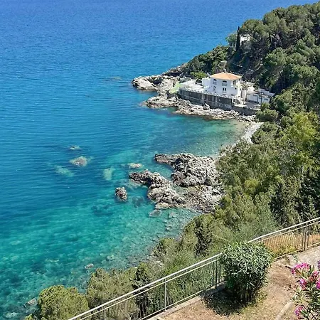 1 Bedroom Stunning In 雷焦卡拉布里亚