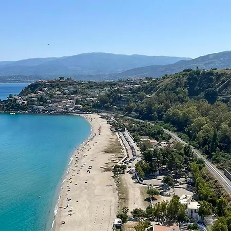 1 Bedroom Stunning In Appartamento