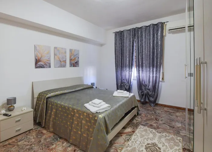 1 Bedroom Stunning In * Reggio Calabria