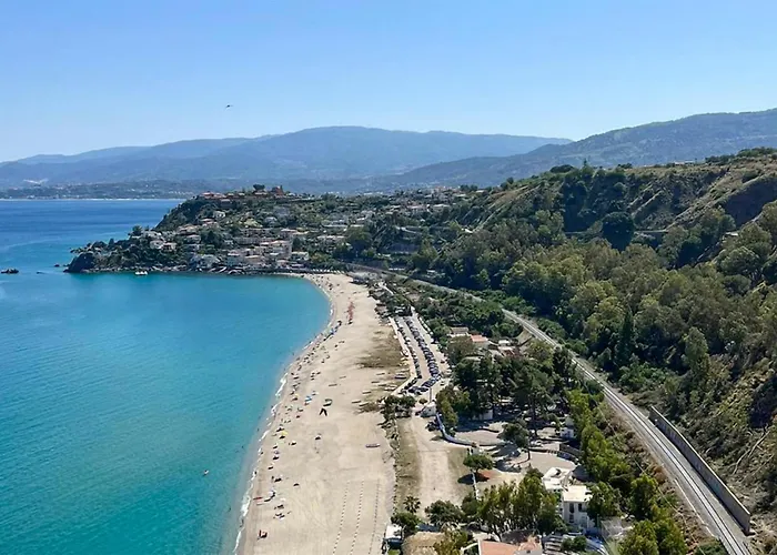 1 Bedroom Stunning In Apartamento